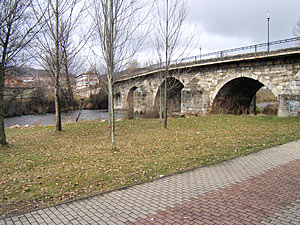 Puente sobre el río Carrión