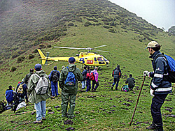 Entre los miembros del 112 Bomberos existe una confianza ciega: "Sabes que tu vida est� en manos de tus compa�eros y que la de ellos est� en las tuyas". Quiz� sea �se el secreto de un equipo que es pionero en Espa�a en el rescate en monta�a.
