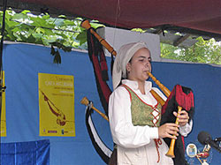 En San Roque de Libardn se celebra la sexta edicin del Certamen de Gaita Asturiana, del 4 al 7 de agosto.