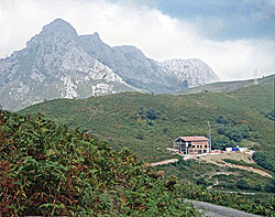 Construcci�n del Parque Especial L�Angliru Base