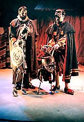 Escena de "Cervantes en Barataria", último espectáculo de Kamate Teatro