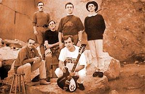 Na L�a son: Ant�n Rodr�guez, C�ndido Lorenzo, Ricardo Pereiro, Xavier Camba, Xavier Debesa, Paz Ant�n.