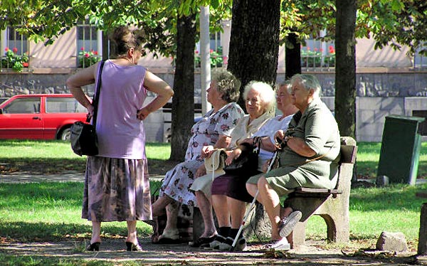 Ancianos. Fondos de pensiones.