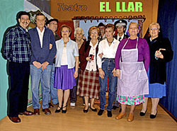 Componentes del grupo de Teatro El Llar