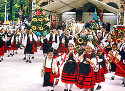 En este municipio los festejos combinan los actos religiosos, con los folclricos y gastronmicos