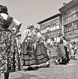 Bailes regionales del oriente asturiano