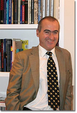  Josep Lluis Carbonell. Ginecólogo.